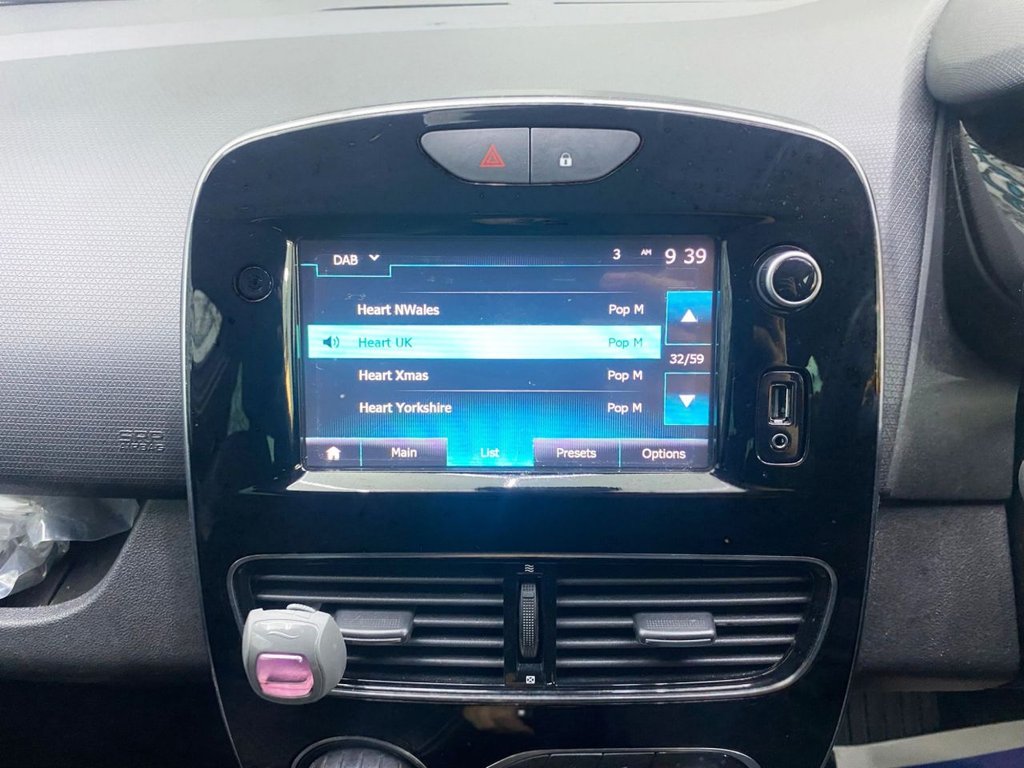 Used Renault Clio 2018 for sale - 76617772: Photo 15