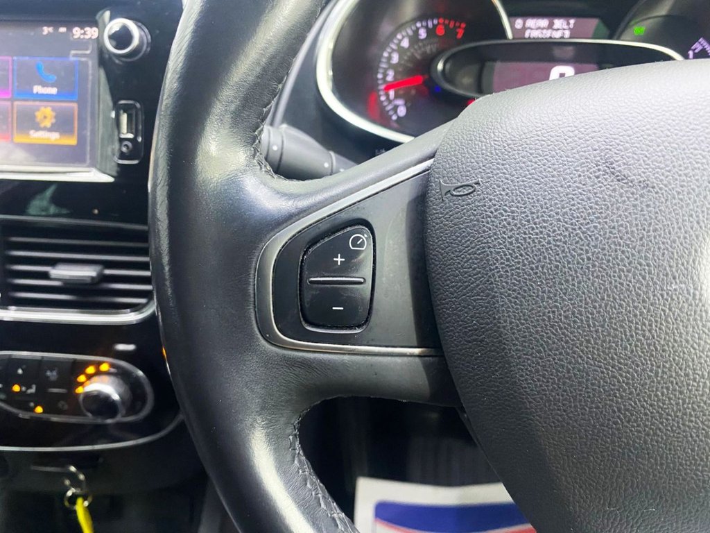 Used Renault Clio 2018 for sale - 76617772: Photo 19