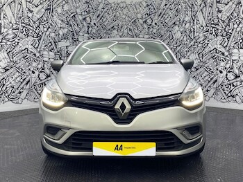 Used Renault Clio 2018 for sale - 76617772: Photo