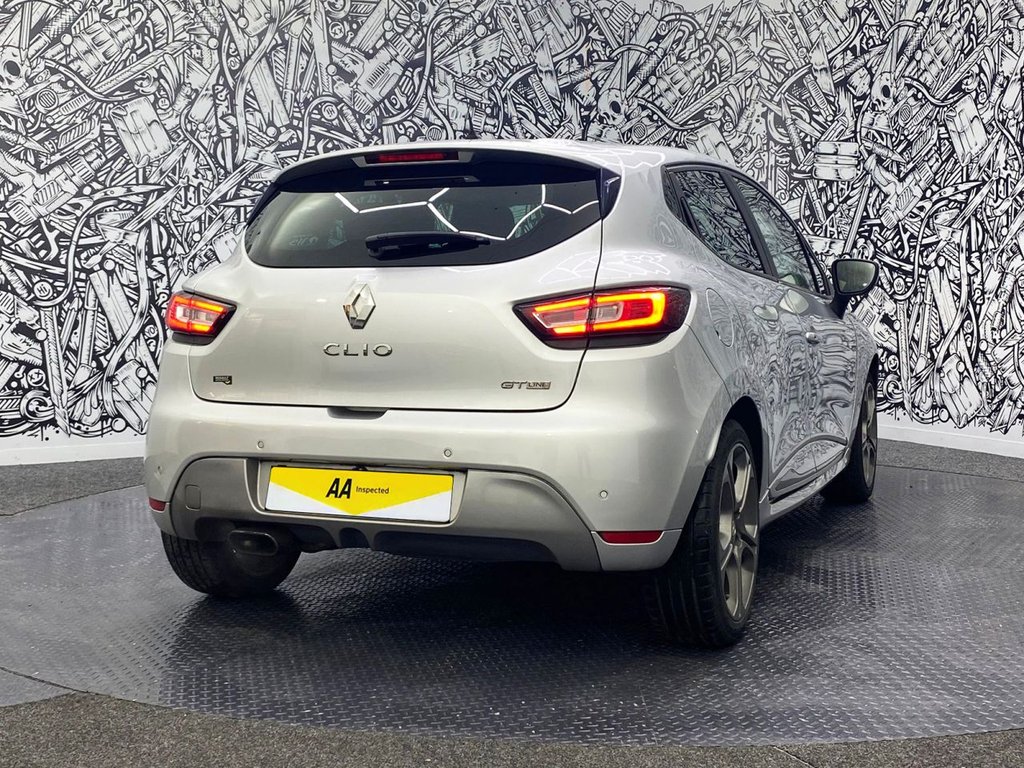Used Renault Clio 2018 for sale - 76617772: Photo 7