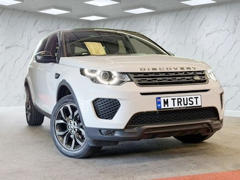 Used Land Rover Discovery Sport 2019 for sale - 79442755: Photo