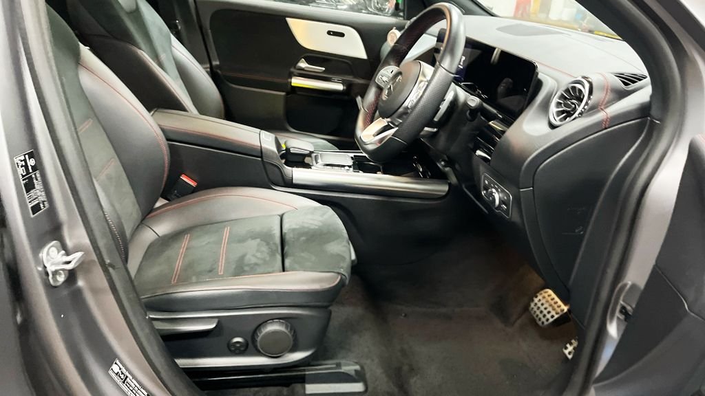 Used Mercedes-Benz EQA 2023 for sale - 78145154: Photo 12