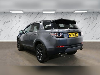 Used Land Rover Discovery Sport 2018 for sale - 78702073: Photo