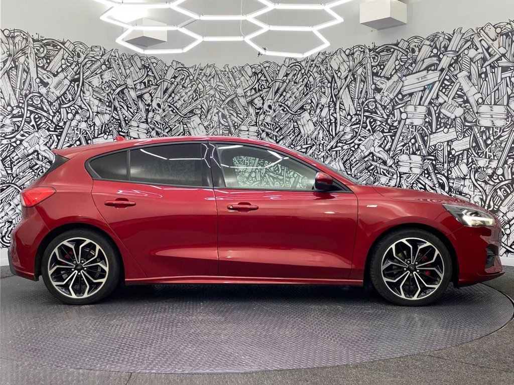 Used Ford Focus 2022 for sale - 76546600: Photo 12