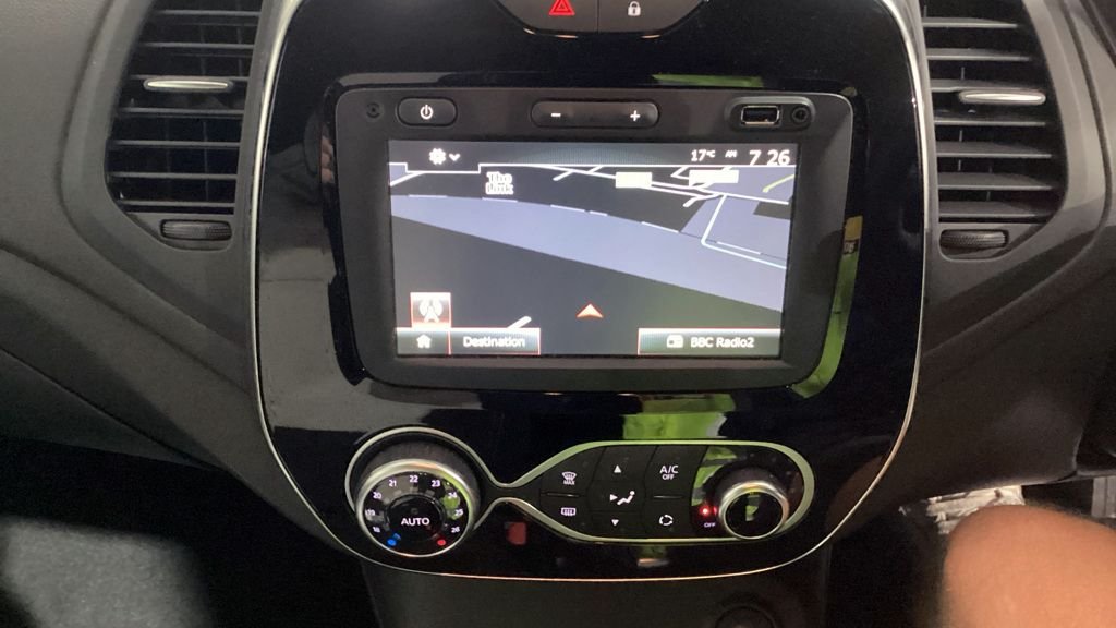 Used Renault Captur 2019 for sale - 76147362: Photo 8