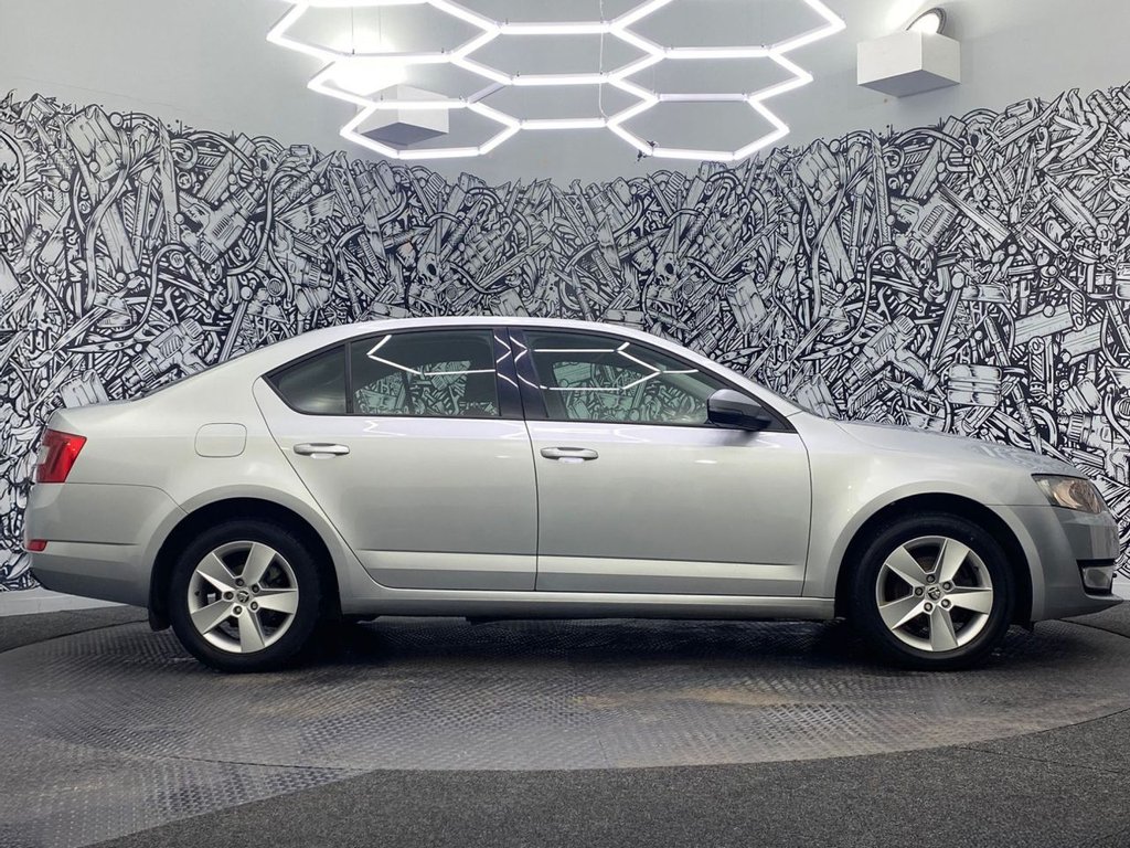 Used Skoda Octavia 2014 for sale - 77680286: Photo 13