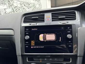Used Volkswagen Golf 2019 for sale - 75033138: Photo