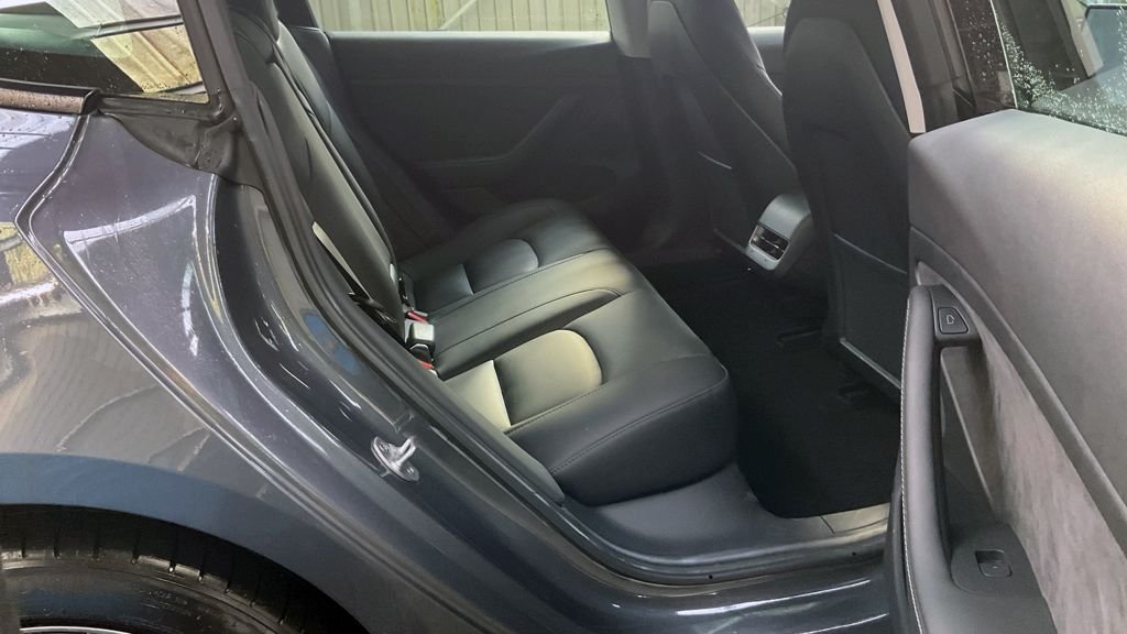 Used Tesla Model 3 2021 for sale - 76132855: Photo 11