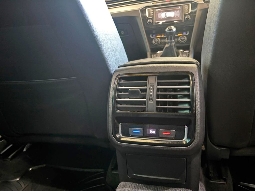 Used Volkswagen Passat 2015 for sale - 78002291: Photo 28