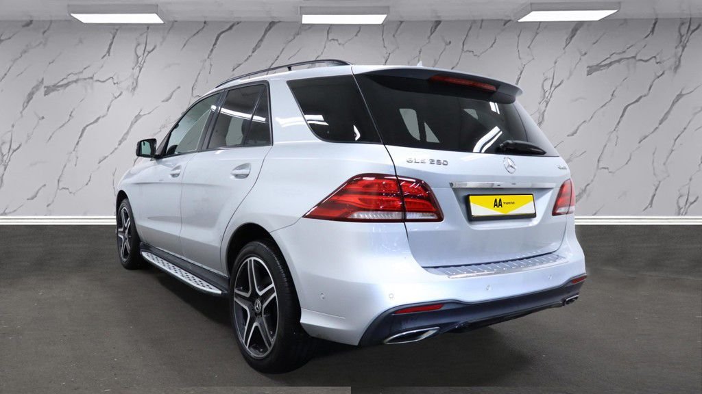 Used Mercedes-Benz GLE 2018 for sale - 76396489: Photo 4