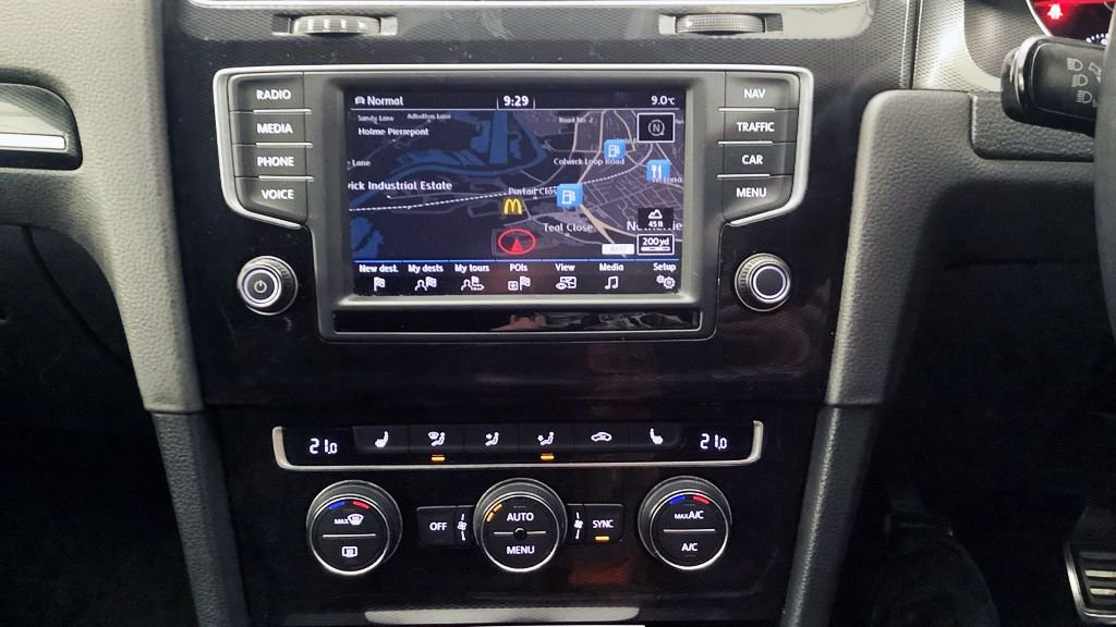 Used Volkswagen Golf 2016 for sale - 77557889: Photo 11