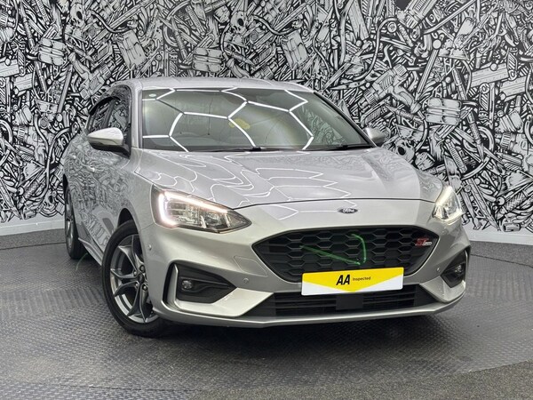 Used Ford Focus 2020 for sale - 76048023: Photo 4