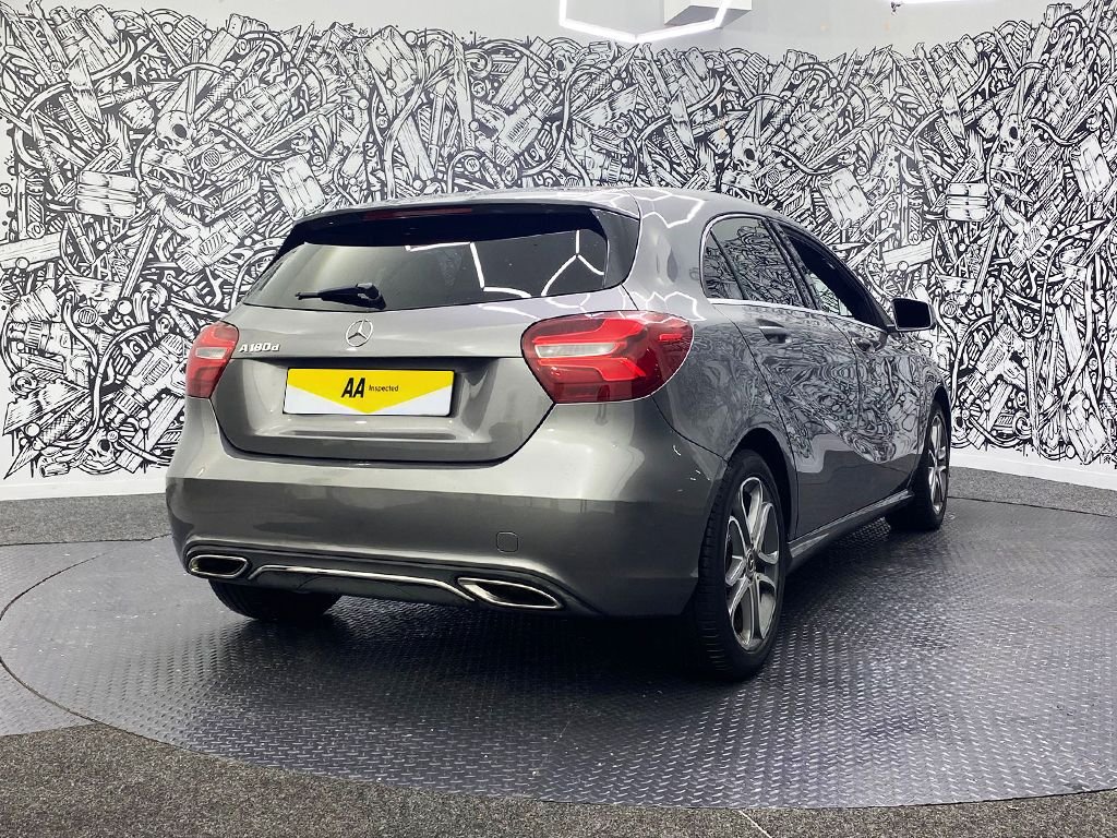 Used Mercedes-Benz A-Class 2018 for sale - 76665549: Photo 8