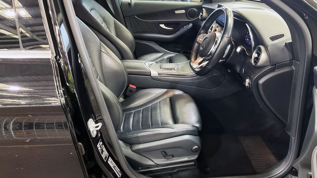 Used Mercedes-Benz GLC 2020 for sale - 76367923: Photo 10