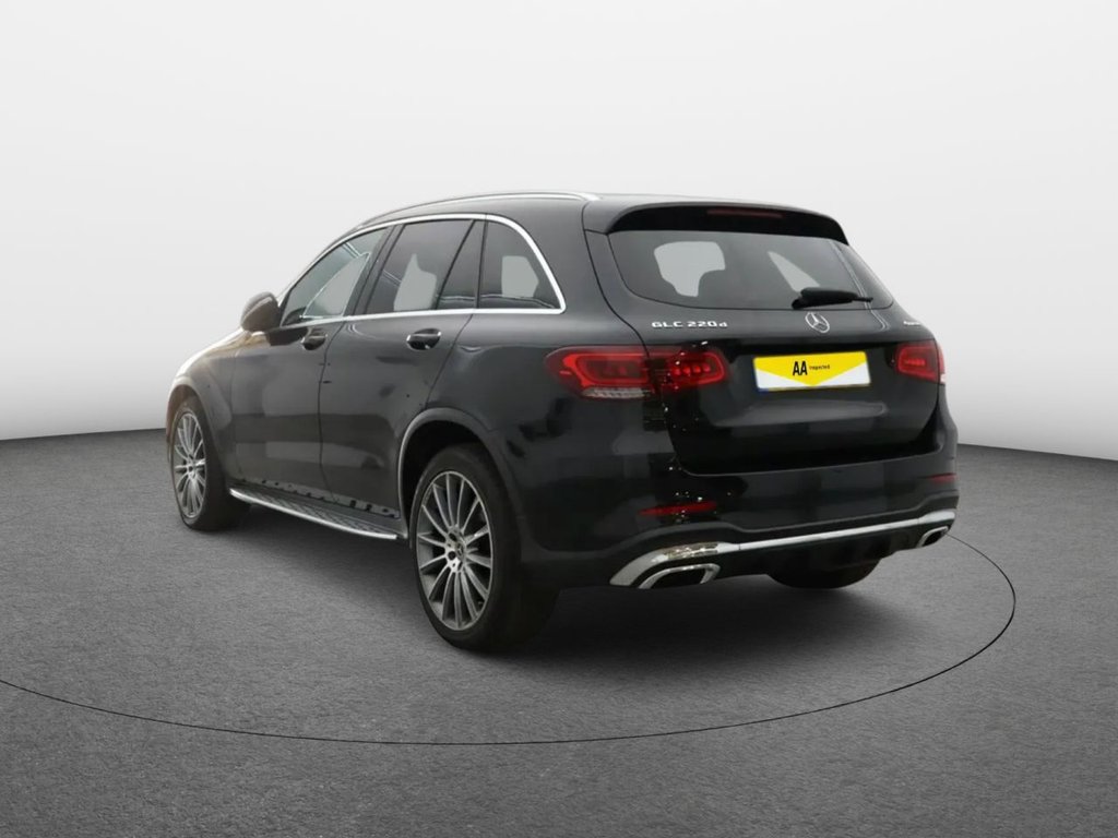 Used Mercedes-Benz GLC 2020 for sale - 76367923: Photo 4