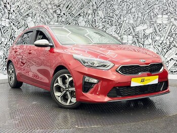 Used Kia Ceed 2018 for sale - 77990892: Photo