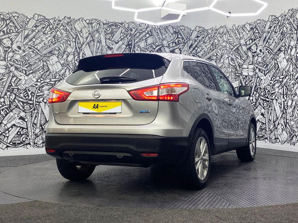 Used Nissan Qashqai 2015 for sale - 76323022: Photo 11