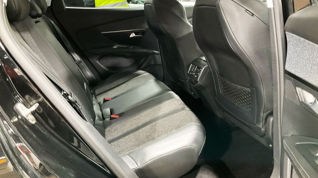 Used Peugeot 3008 2020 for sale - 77608859: Photo 13