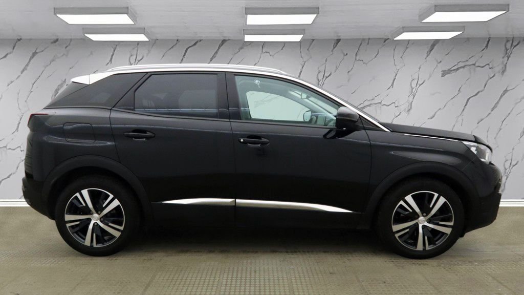 Used Peugeot 3008 2020 for sale - 77608859: Photo 8