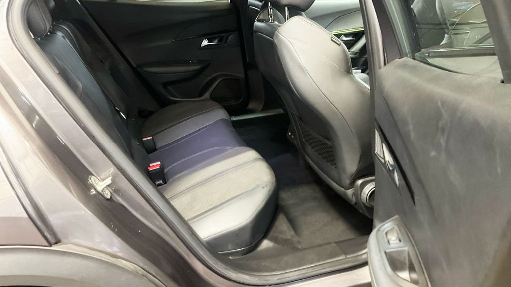 Used Peugeot 2008 2020 for sale - 77370081: Photo 11