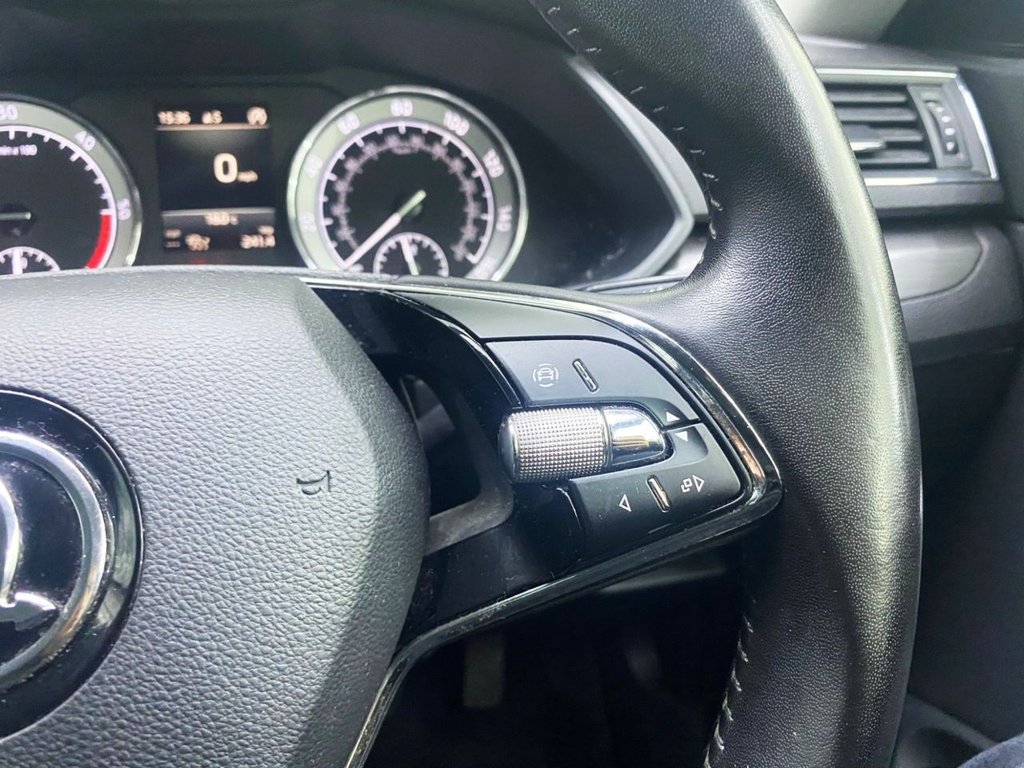 Used Skoda Superb 2021 for sale - 76396228: Photo 25