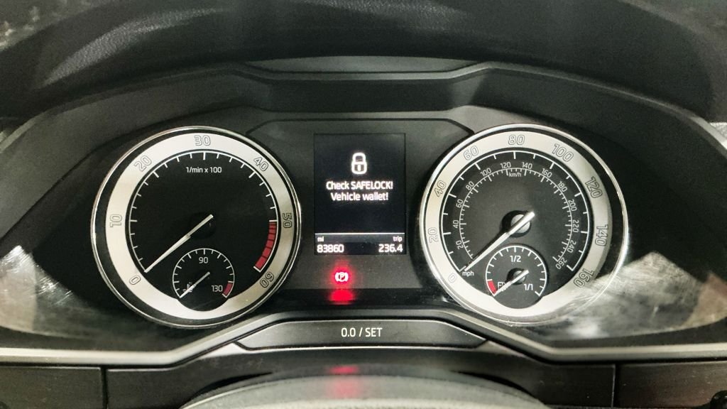 Used Skoda Superb 2021 for sale - 76396228: Photo 9