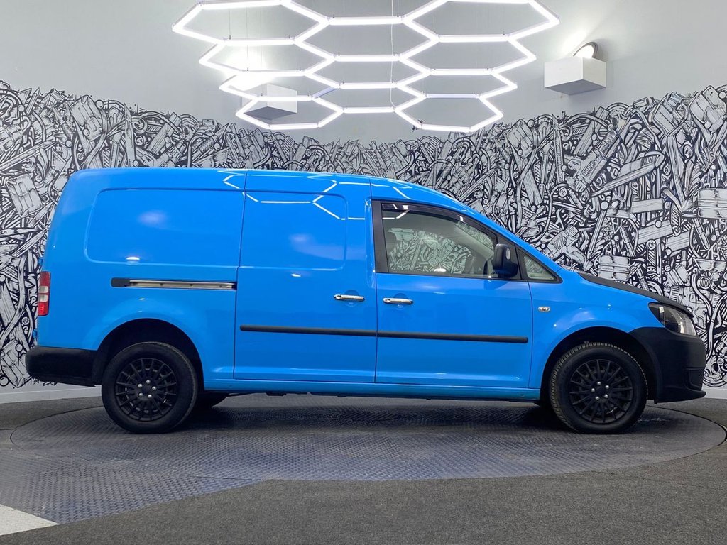 Used Volkswagen Caddy Maxi 2011 for sale - 77037660: Photo 12