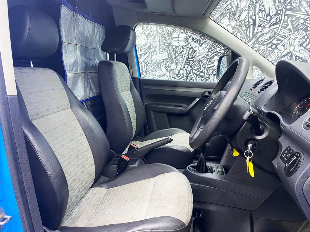 Used Volkswagen Caddy Maxi 2011 for sale - 77037660: Photo 21