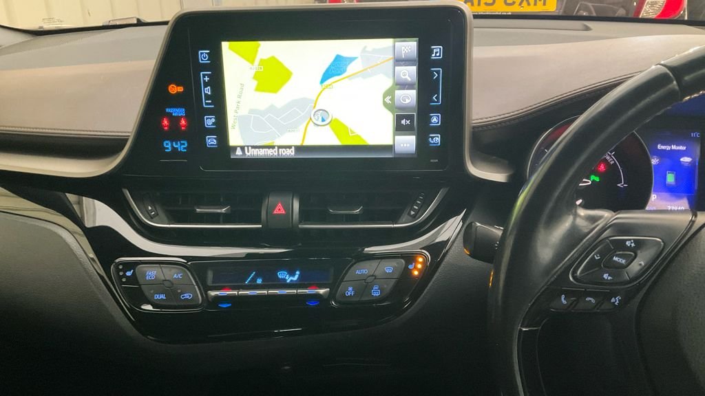 Used Toyota C-HR 2019 for sale - 78154064: Photo 10