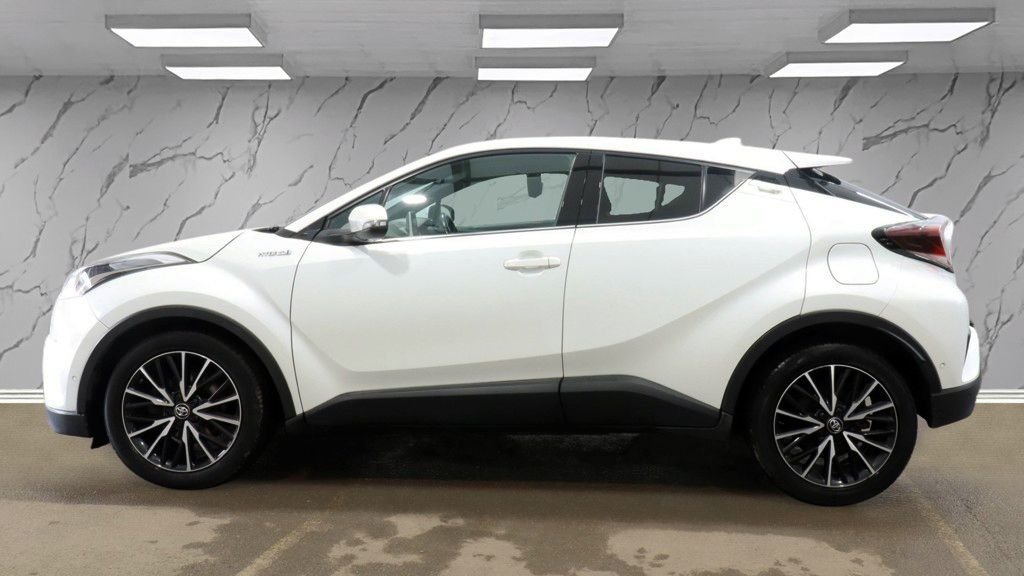 Used Toyota C-HR 2019 for sale - 78154064: Photo 8