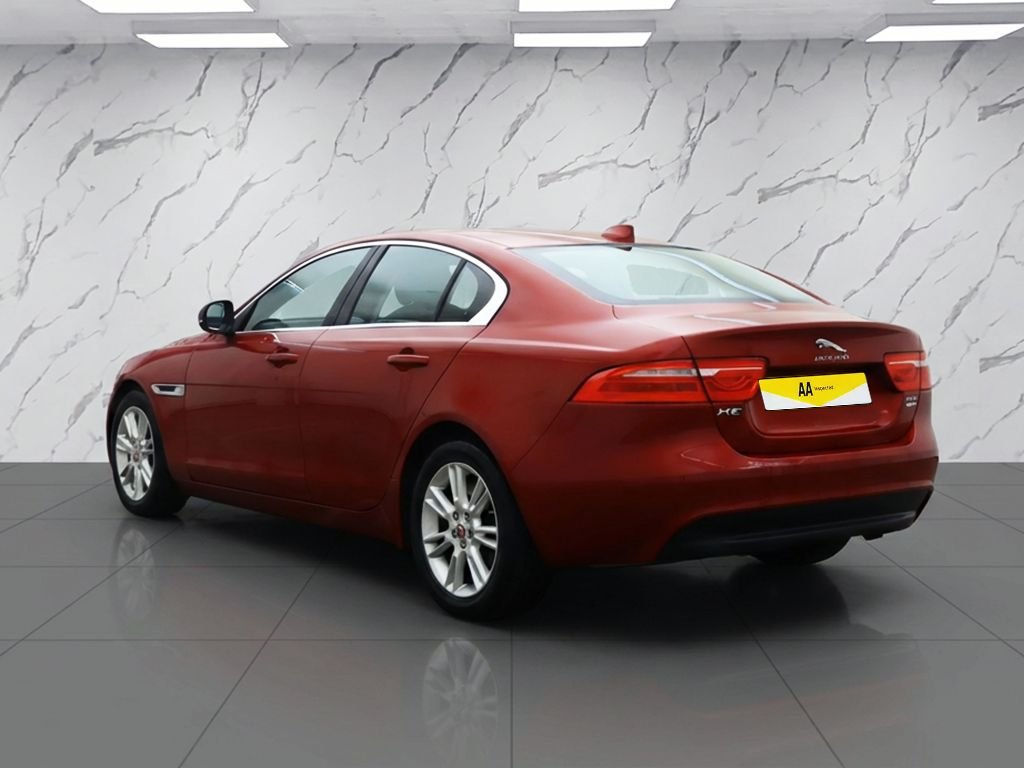 Used Jaguar XE 2017 for sale - 77384379: Photo 5
