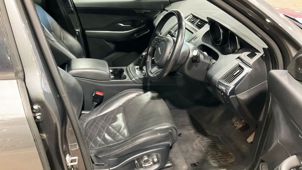Used Jaguar E-Pace 2018 for sale - 77905430: Photo 11