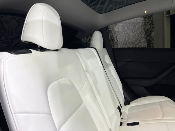 Used Tesla Model Y 2023 for sale - 76266482: Photo 20