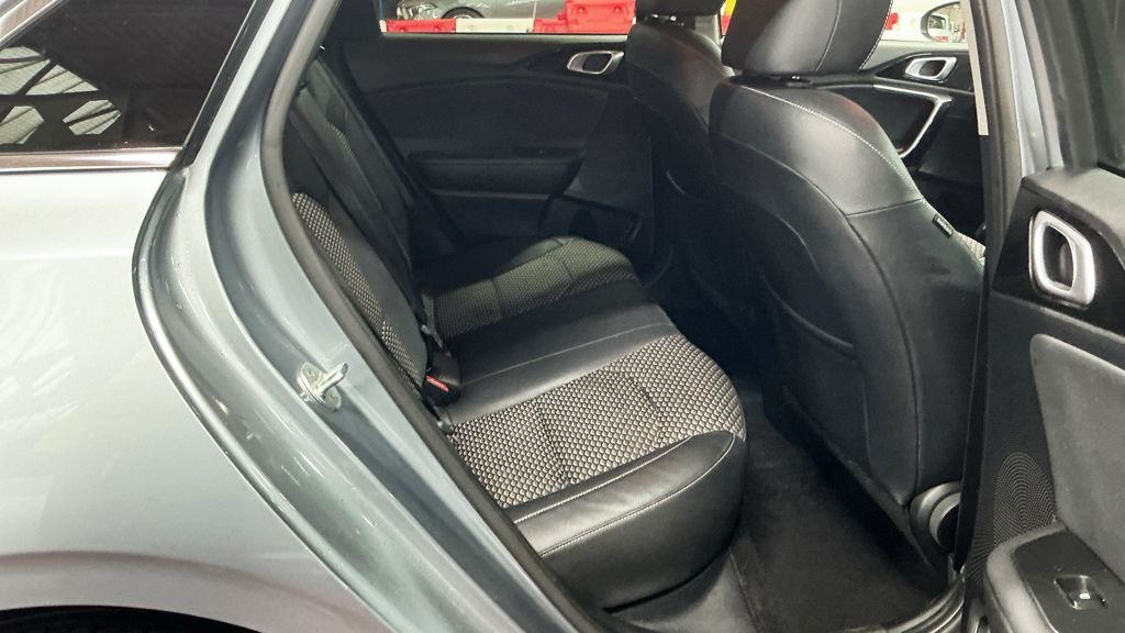 Used Kia Ceed 2022 for sale - 76396220: Photo 11