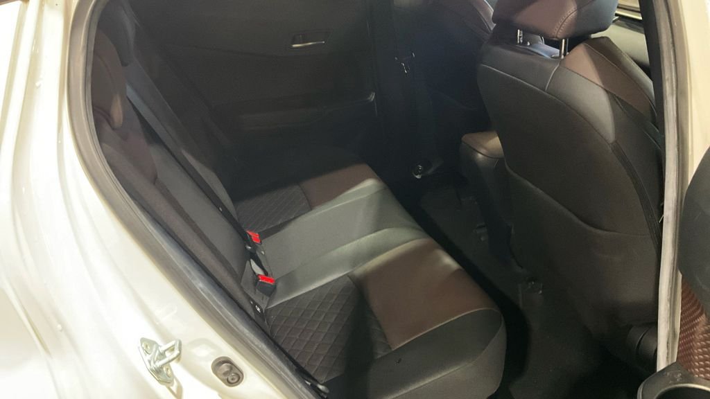 Used Toyota C-HR 2018 for sale - 77655137: Photo 13