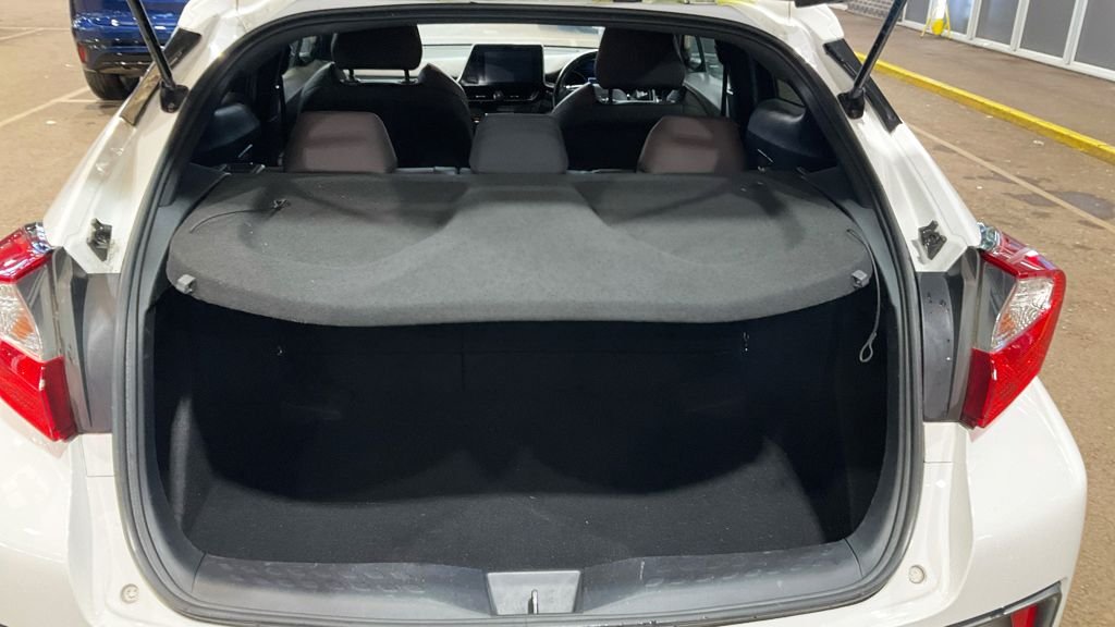 Used Toyota C-HR 2018 for sale - 77655137: Photo 14