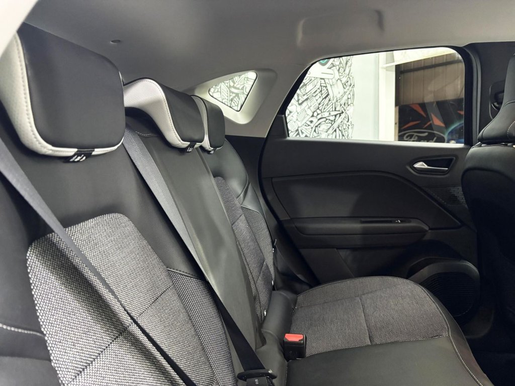 Used Renault Captur 2022 for sale - 75630682: Photo 23