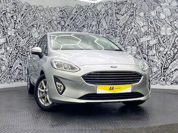 Used Ford Fiesta 2018 for sale - 76973466: Photo