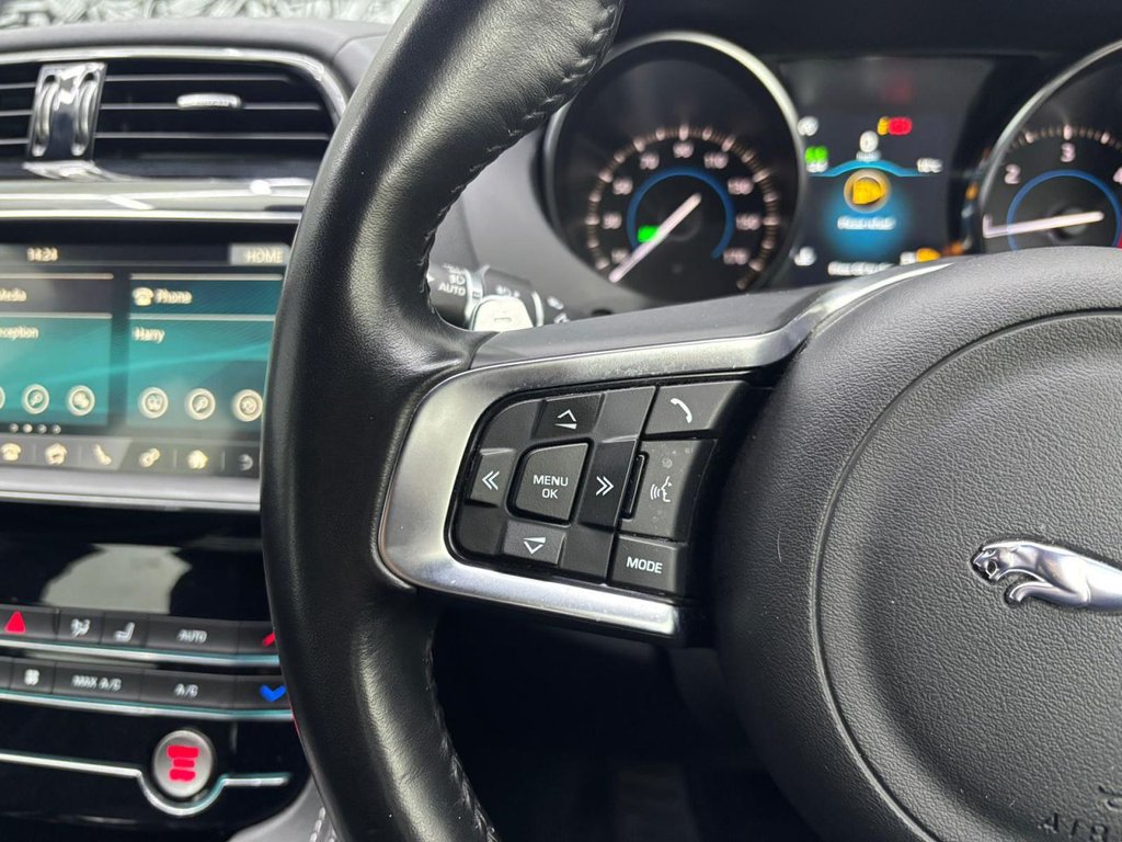 Used Jaguar F-Pace 2019 for sale - 77820693: Photo 20