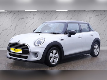 Used MINI Hatch 2020 for sale - 76406522: Photo