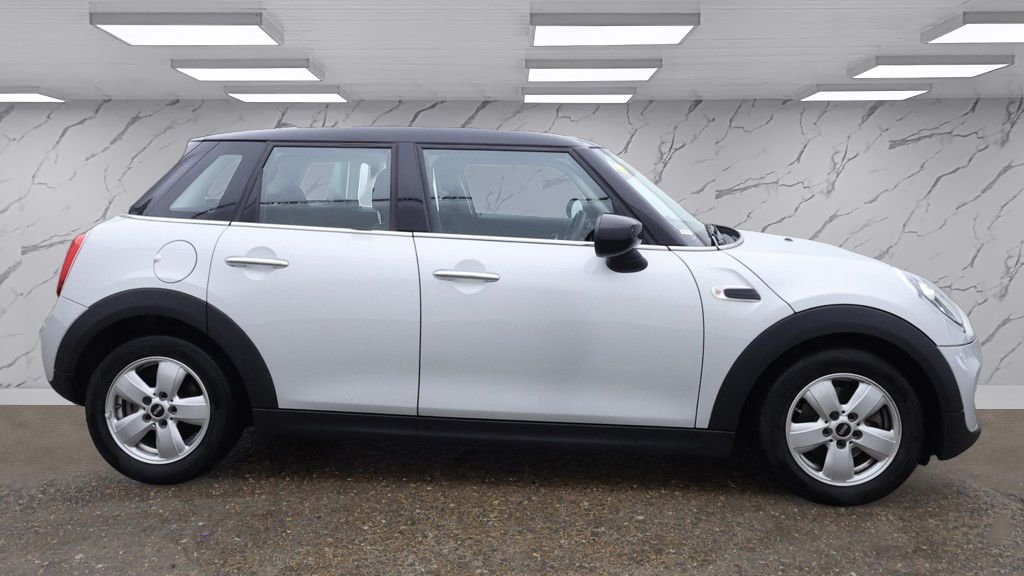 Used MINI Hatch 2020 for sale - 76406522: Photo 6