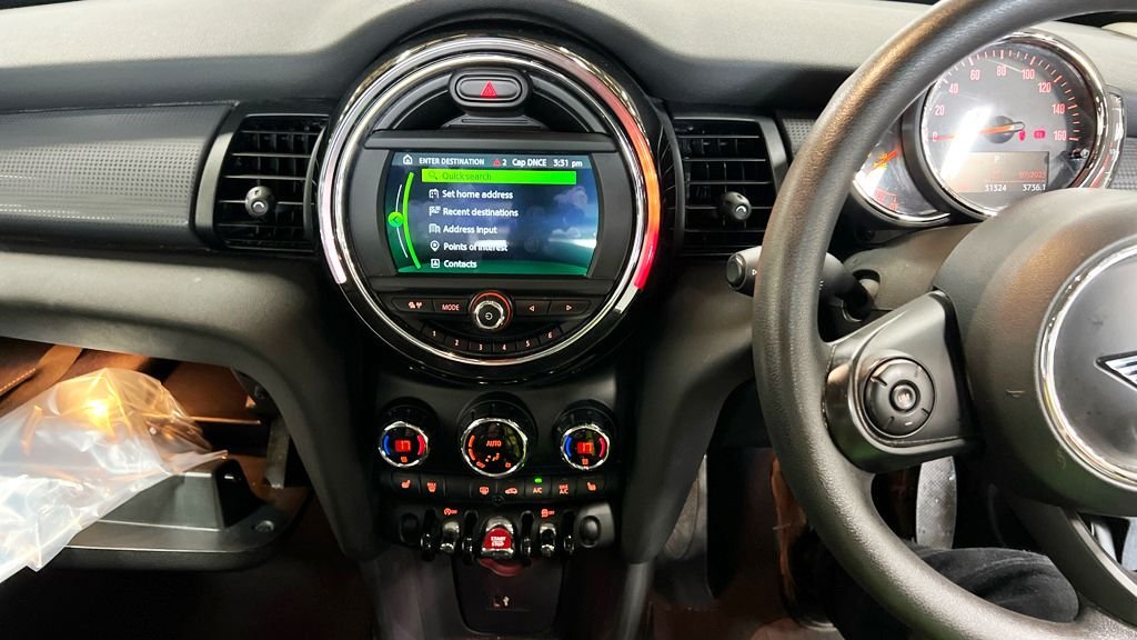 Used MINI Hatch 2020 for sale - 76406522: Photo 8