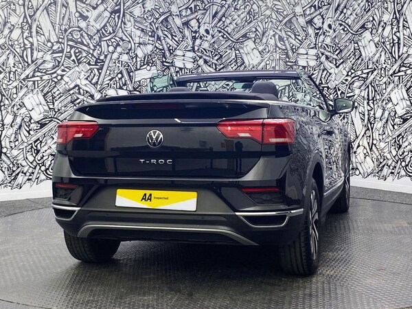 Used Volkswagen T-Roc 2021 for sale - 76010123: Photo 11