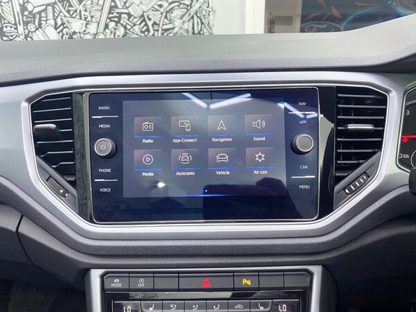 Used Volkswagen T-Roc 2021 for sale - 76010123: Photo 16