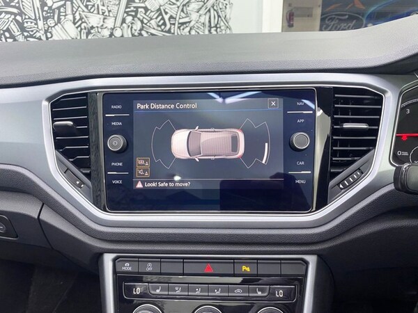 Used Volkswagen T-Roc 2021 for sale - 76010123: Photo 18