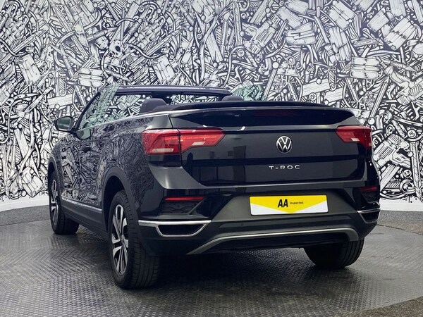 Used Volkswagen T-Roc 2021 for sale - 76010123: Photo 9