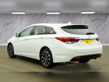 Used Hyundai i40 2018 for sale - 77161630: Photo