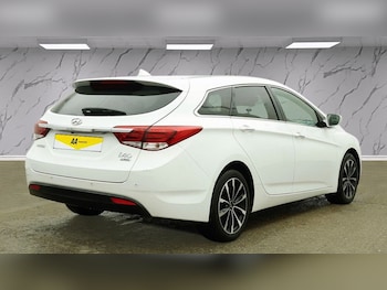 Used Hyundai i40 2018 for sale - 77161630: Photo
