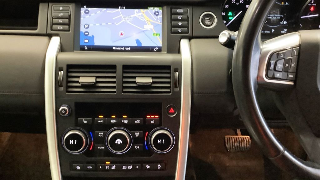 Used Land Rover Discovery Sport 2019 for sale - 77534516: Photo 11