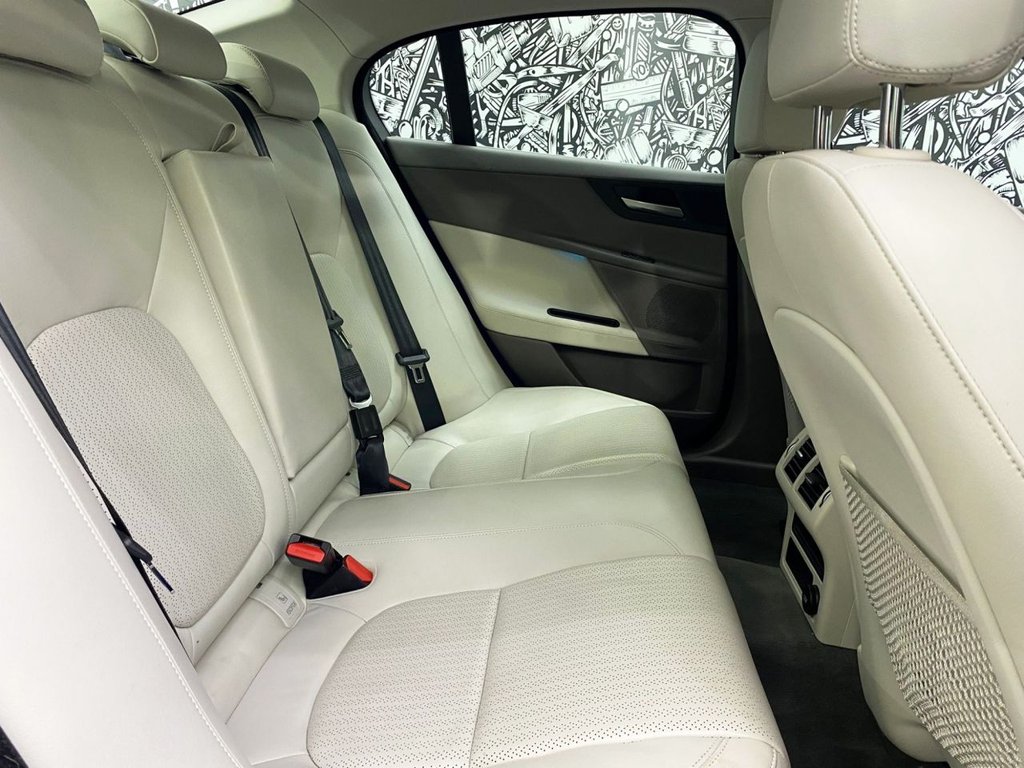 Used Jaguar XE 2018 for sale - 76092768: Photo 26